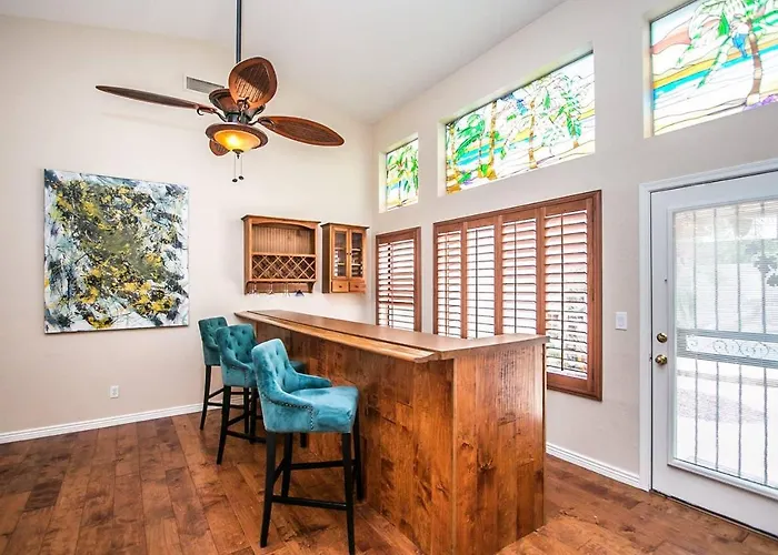 Holiday home Retreat Specials Private Backyard Oasis Phoenix