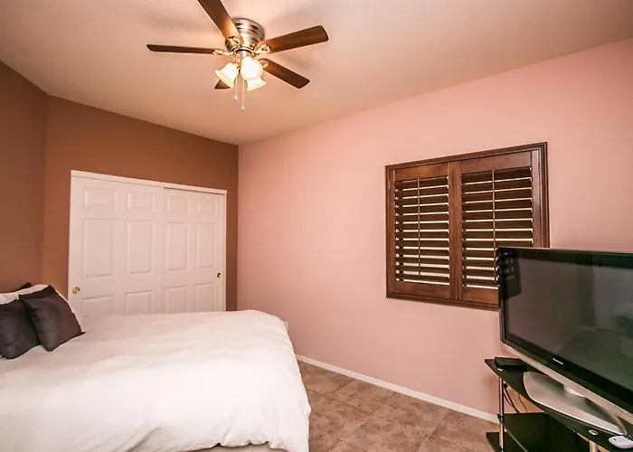 Holiday home Retreat Specials Private Backyard Oasis Phoenix