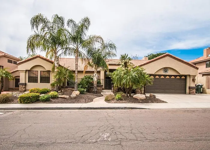 Retreat Specials Private Backyard Oasis * Phoenix